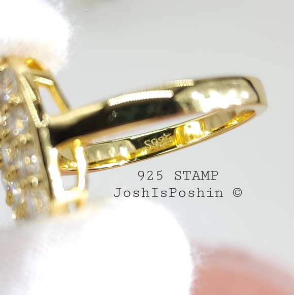 1.3CT Oval shape pave set moissanite ring in sterling silver - Picture 10 of 12